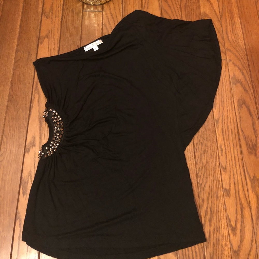 Moa Moa black one sleeve top w/side opening